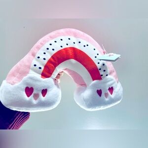 Play RIGHT Hug Me RAINBOW with gift tag